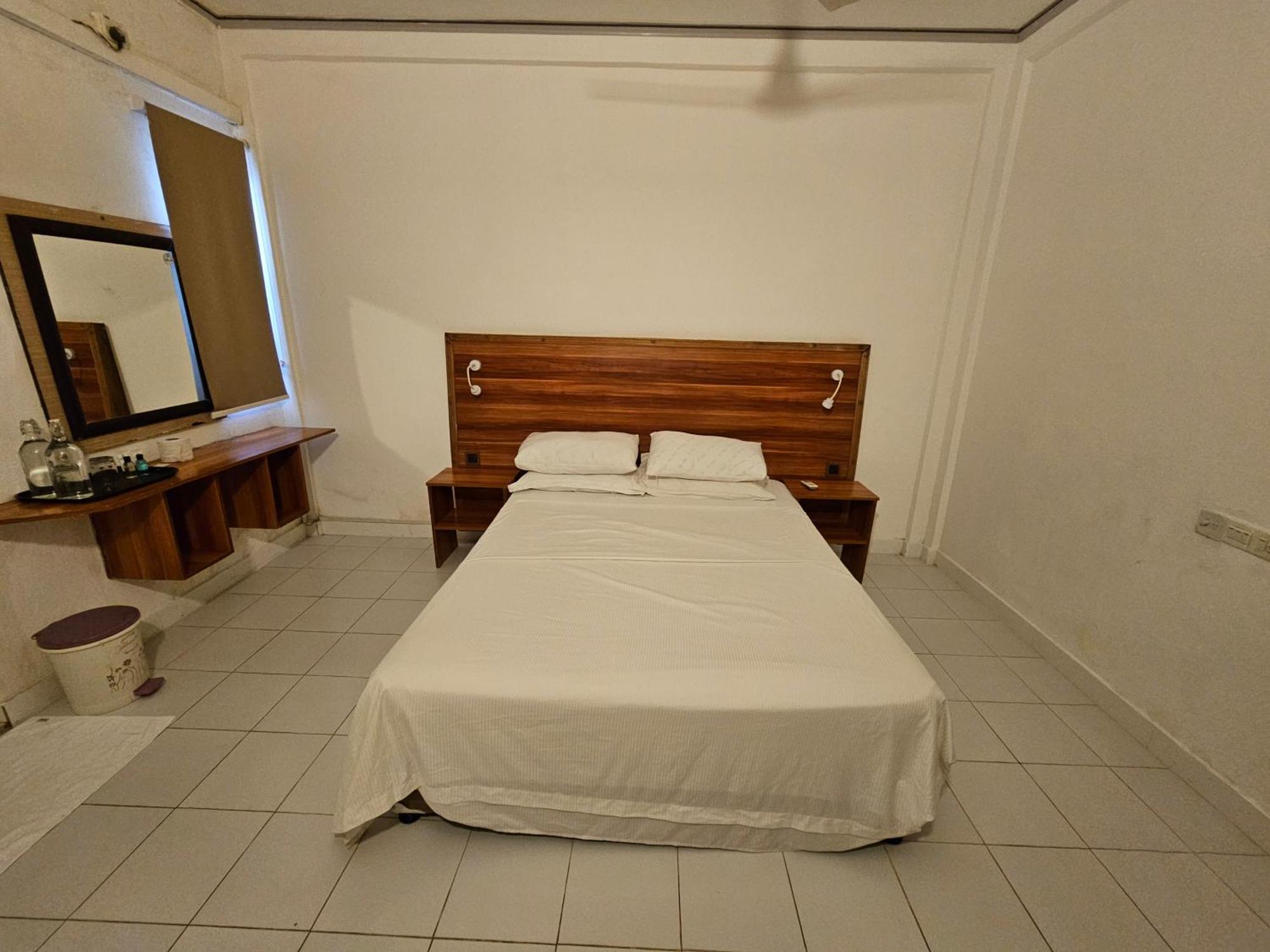 Hotel Batuta Maldives Surf View Thulusdhoo Habitación foto