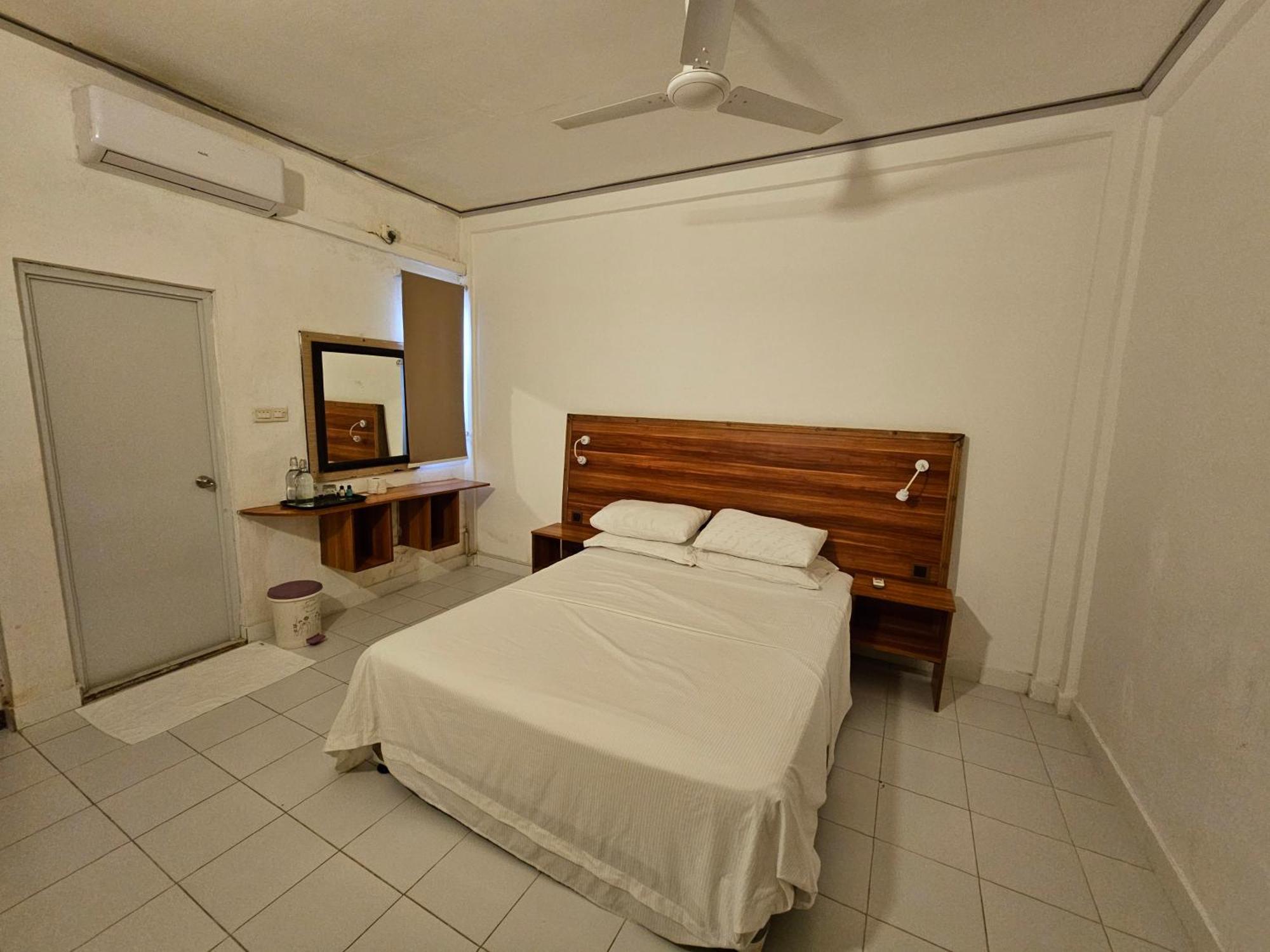Hotel Batuta Maldives Surf View Thulusdhoo Habitación foto